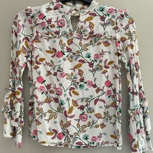 Girls Arizona Top with ruffle sleeves